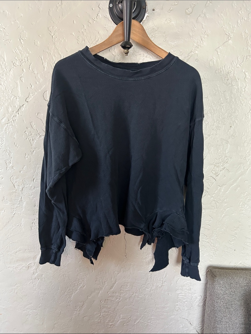 Current/Elliott The Slouchy Ruffle Sweatshirt